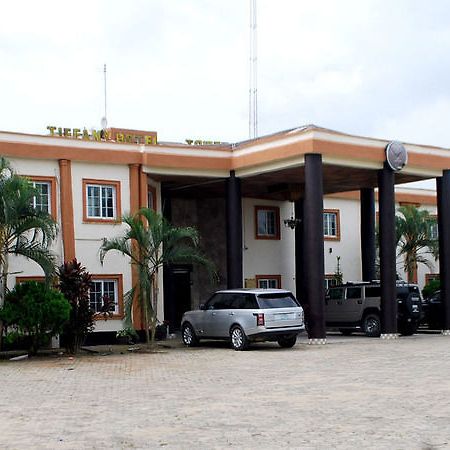 Tiffany Hotel And Towers Imogwu-Agwa Buitenkant foto