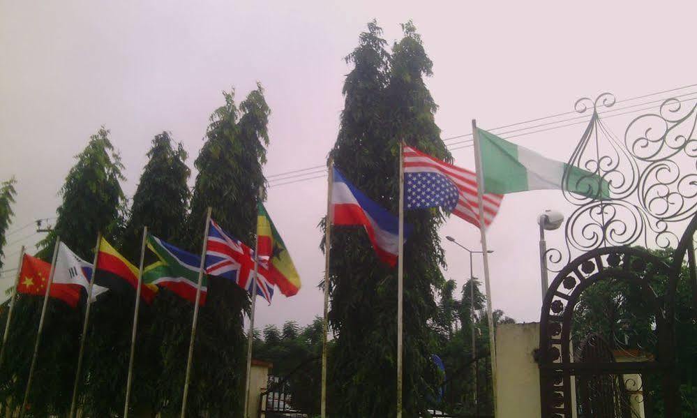 Tiffany Hotel And Towers Imogwu-Agwa Buitenkant foto